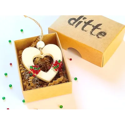 wooden-heart-with-beads-box-ditte-party-decorations-MP46-1